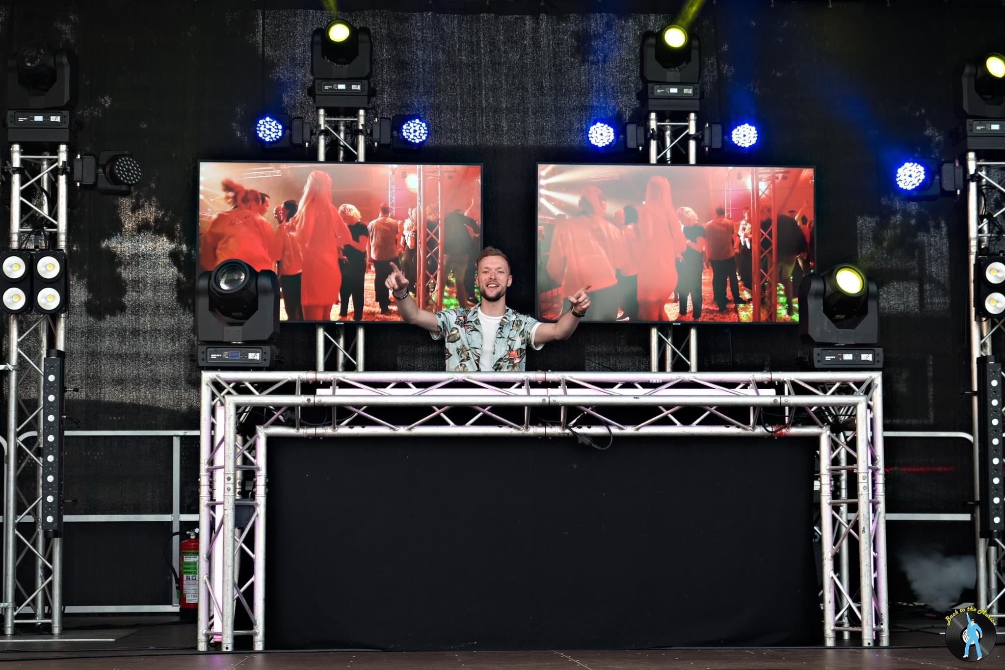 DJ Robbin Maatman